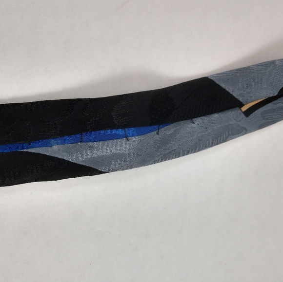 Serica for Jacobson's men's abstract silk tie - Picture 3 of 6